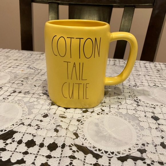 Rae Sunn Collection of Mugs perfect for anyone. - Picture 3 of 5